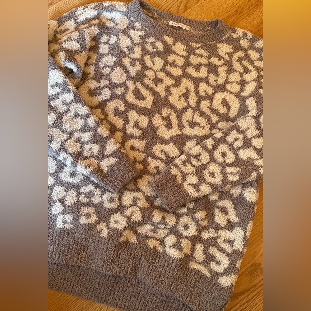 Staccato Fuzzy Grey Leopard Sweater